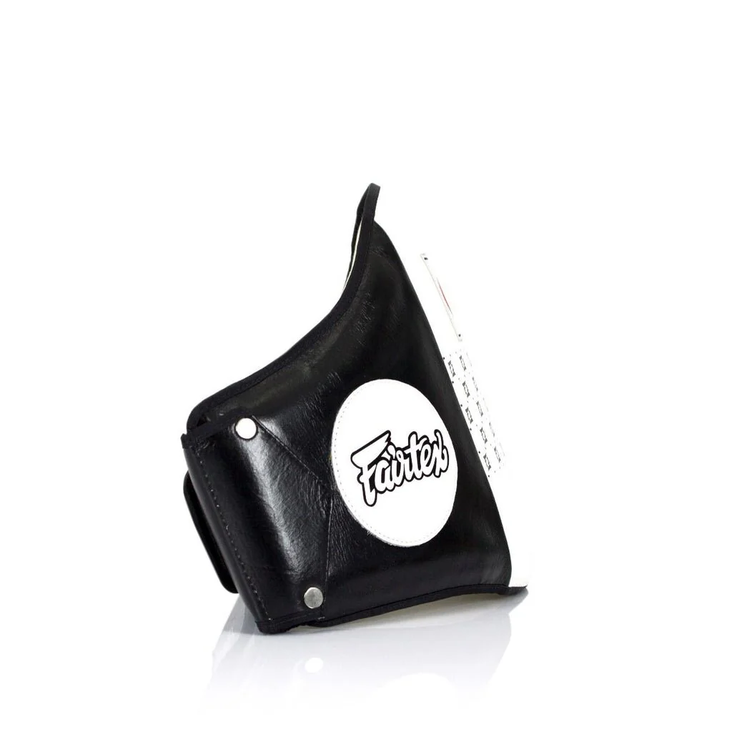 FAIRTEX BPV1 STANDARD LEATHER BELLY PAD – HOOK & LOOP WAIST WRAP - Image 3